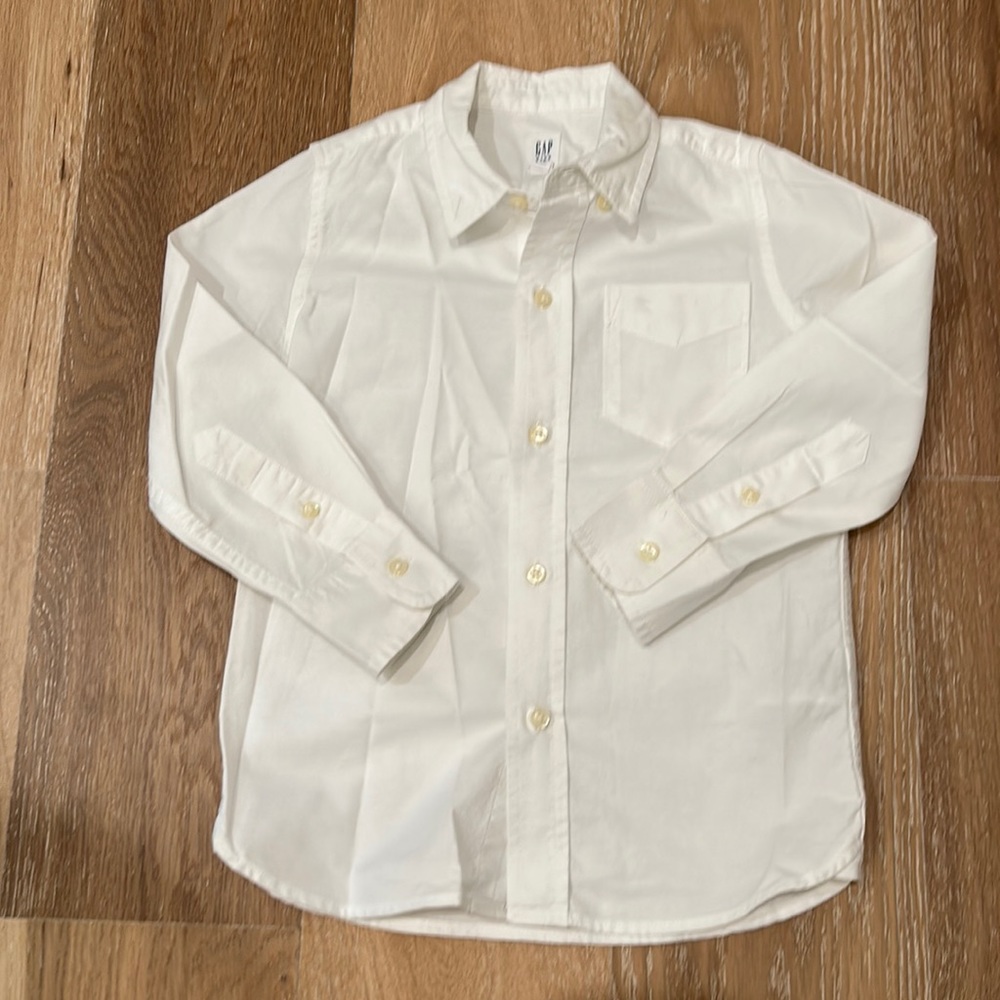 Gap Boys White Button Down Size XS (4-5)